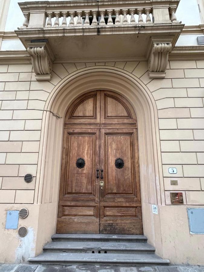 Luxury Apt In The Heart Of City Out Of Ztl Флоренция Екстериор снимка